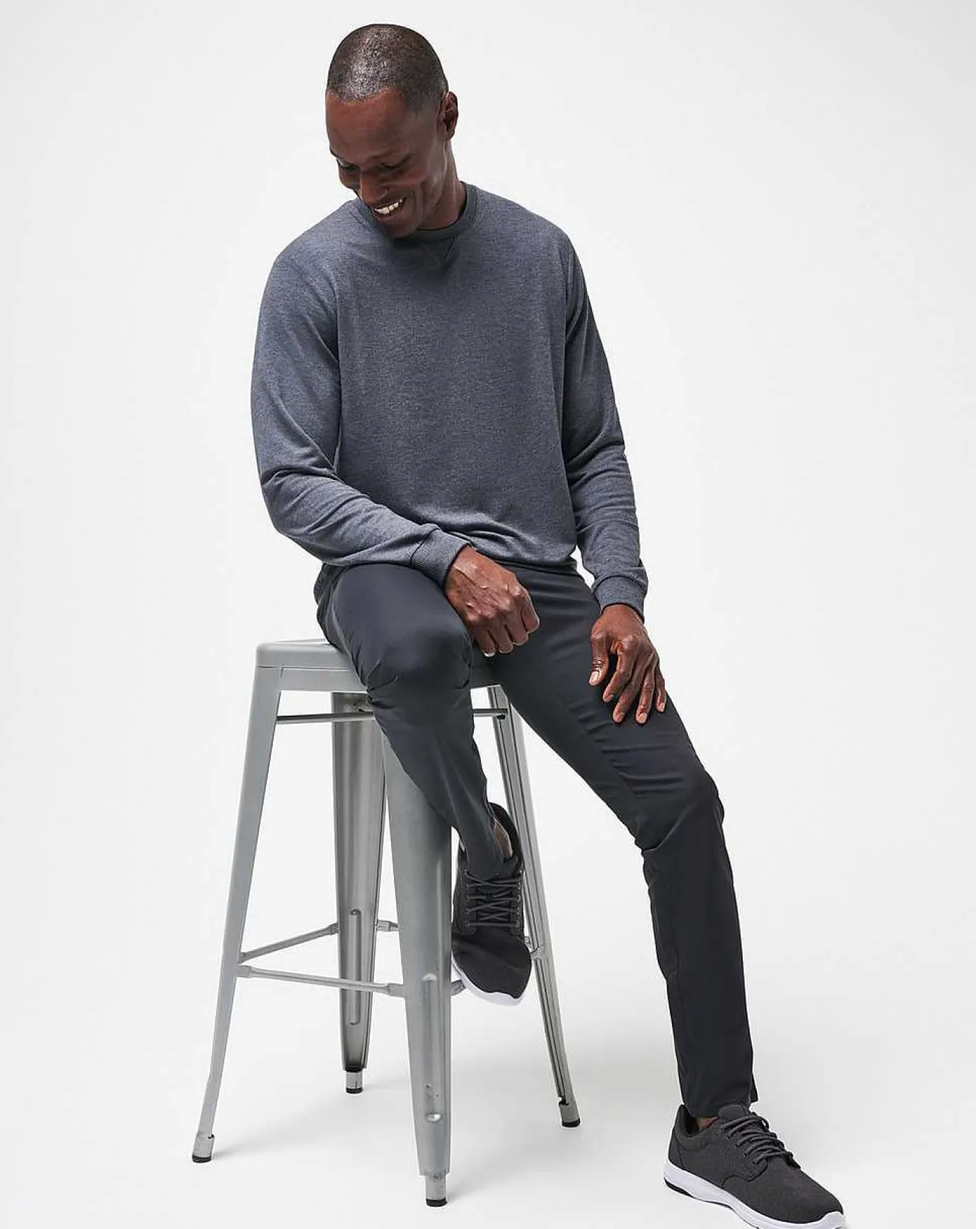 TravisMathew Amenities Crew> Hoodies & Sweatshirts