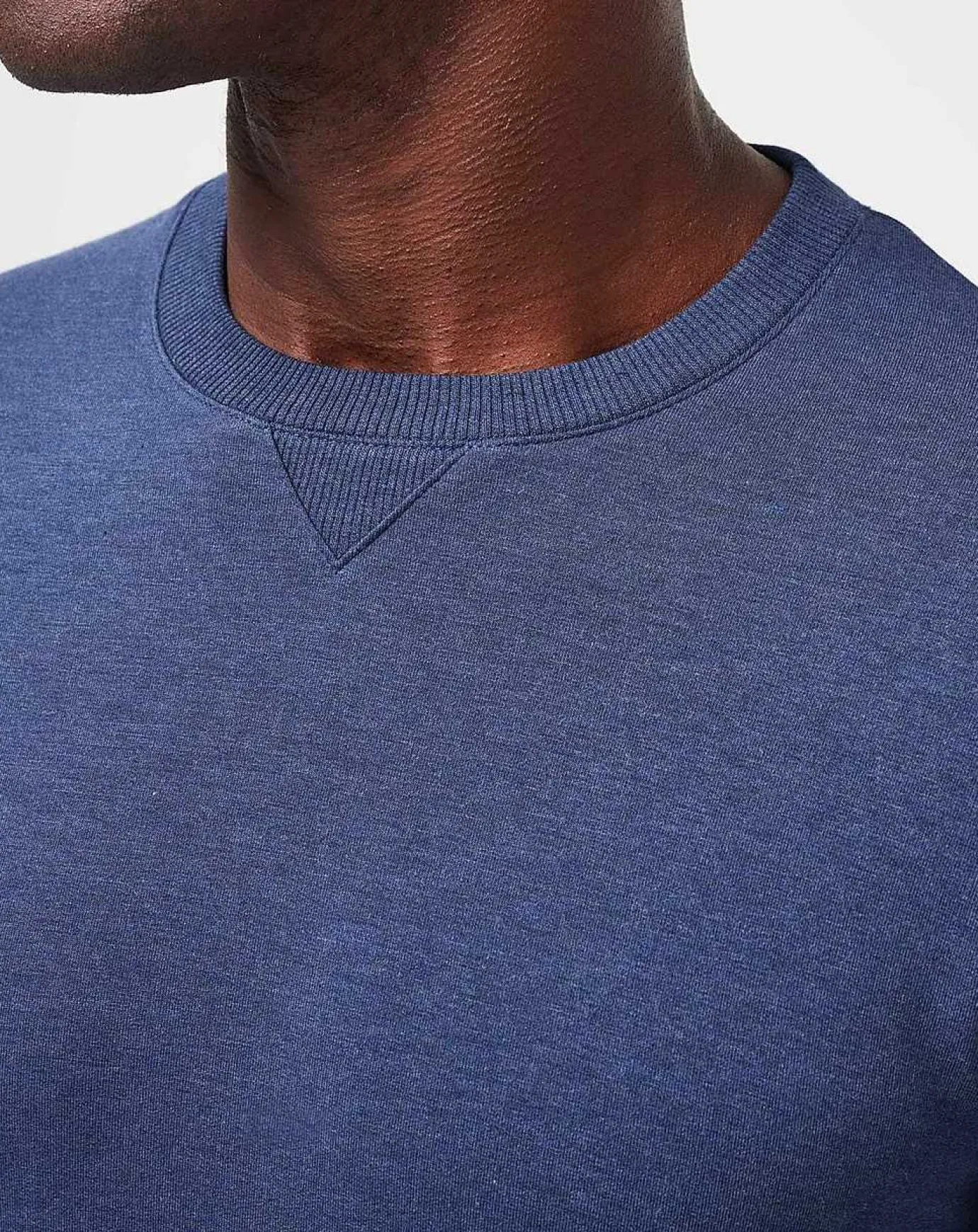TravisMathew Amenities Crew> Hoodies & Sweatshirts