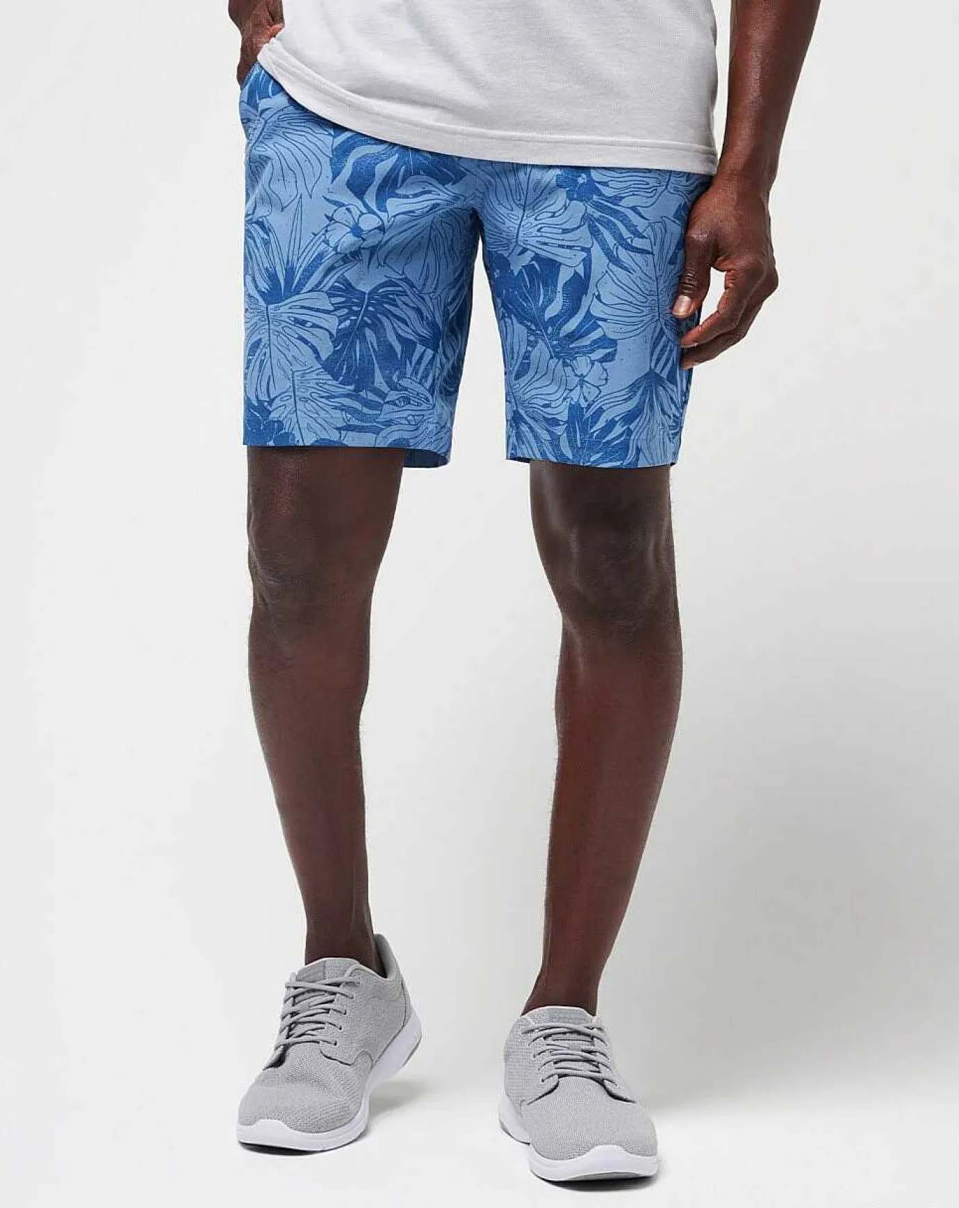 TravisMathew Ankle Pounders Short 9In> Shorts