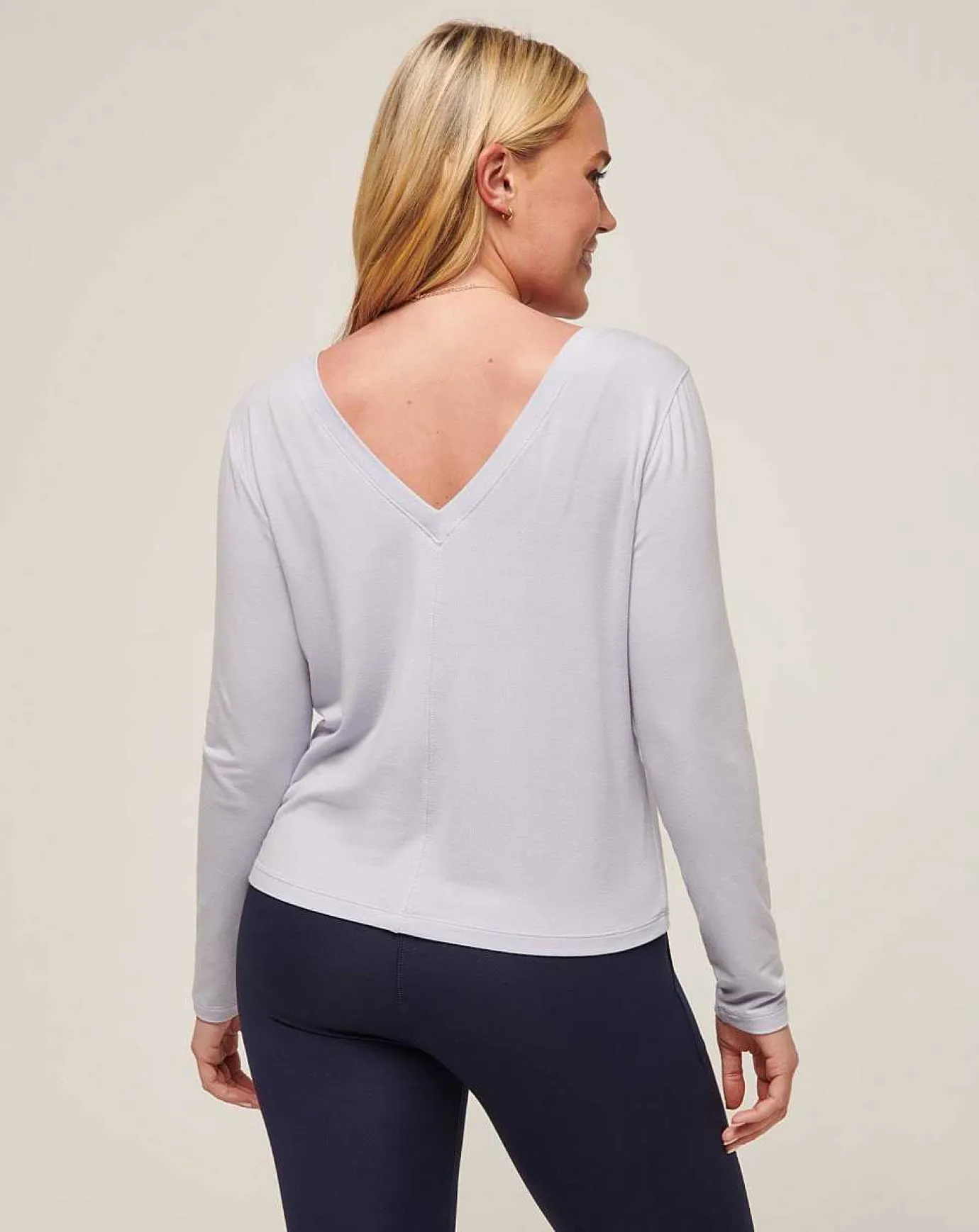 TravisMathew Bay Waves Vneck Top> Shirts & Tops