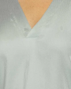 TravisMathew Chase The Light V-Neck Top><noscript><img width=
