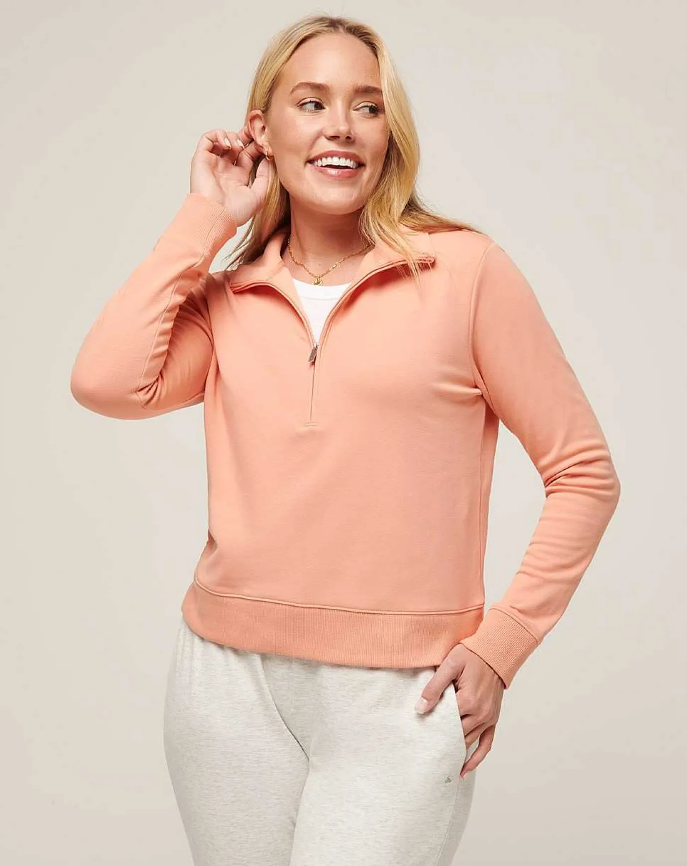 TravisMathew Cloud Fleece Half Zip> Hoodies & Pullovers