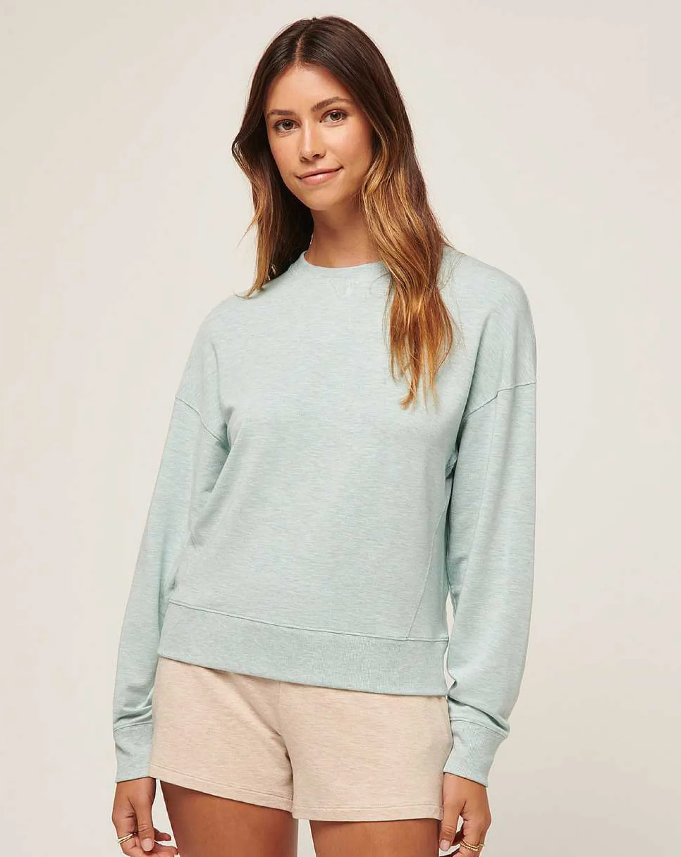 TravisMathew Cloud Terry Crew> Hoodies & Pullovers