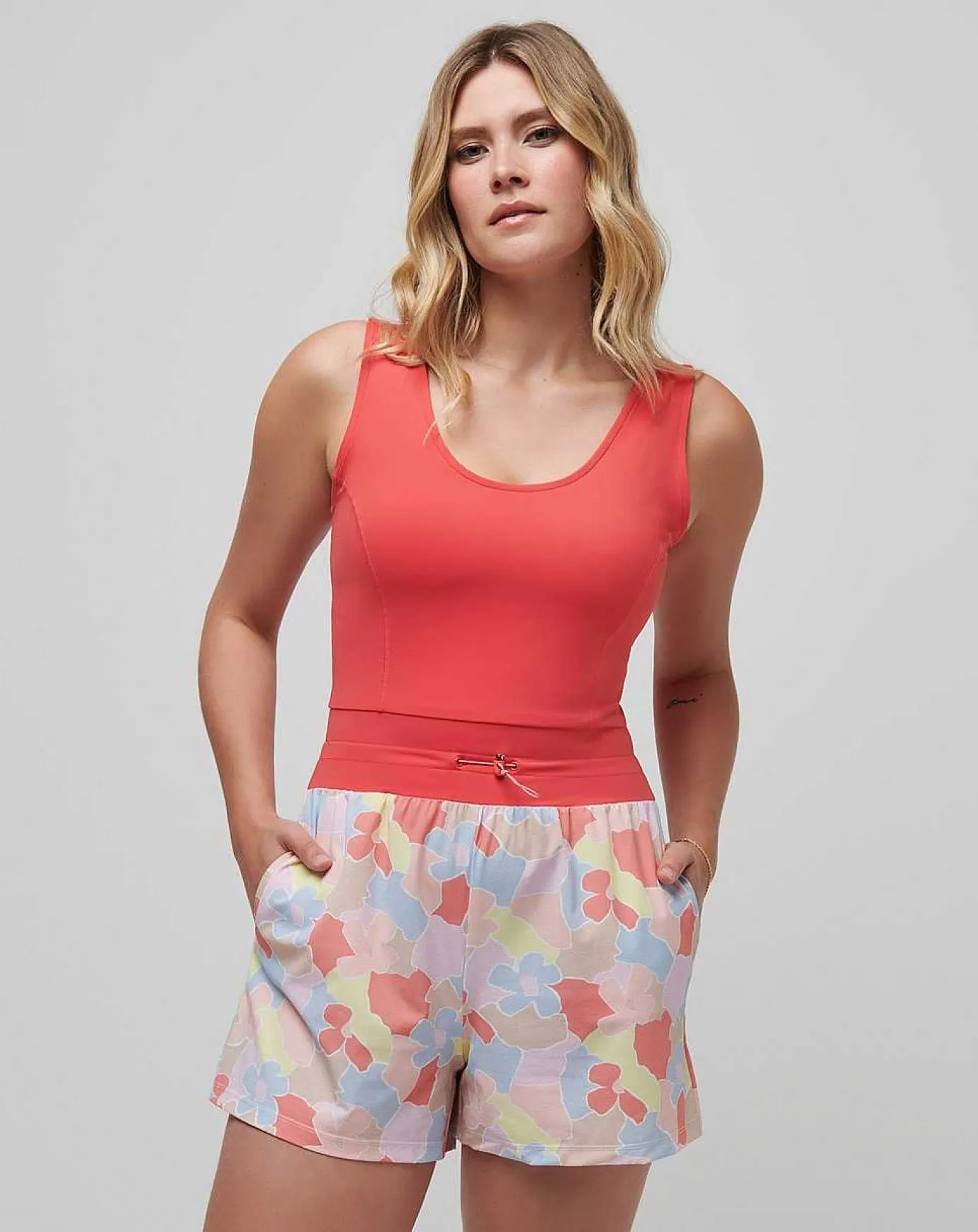 TravisMathew Dawn Glow Tech Woven Romper> Dresses And Skorts