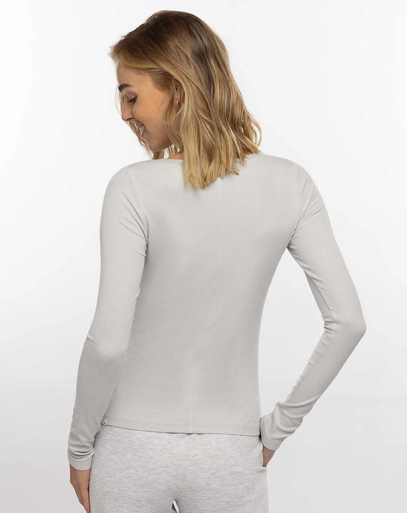 TravisMathew Favorite Day Long Sleeve V-Neck Top> Shirts & Tops
