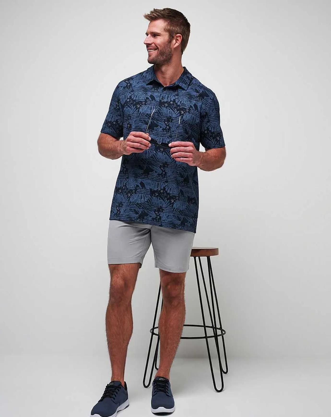 TravisMathew Free Advice Polo> Polos