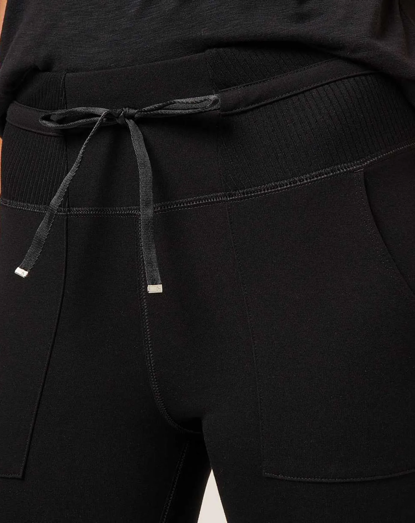 TravisMathew Friday Ponte Pocket Legging> Pants