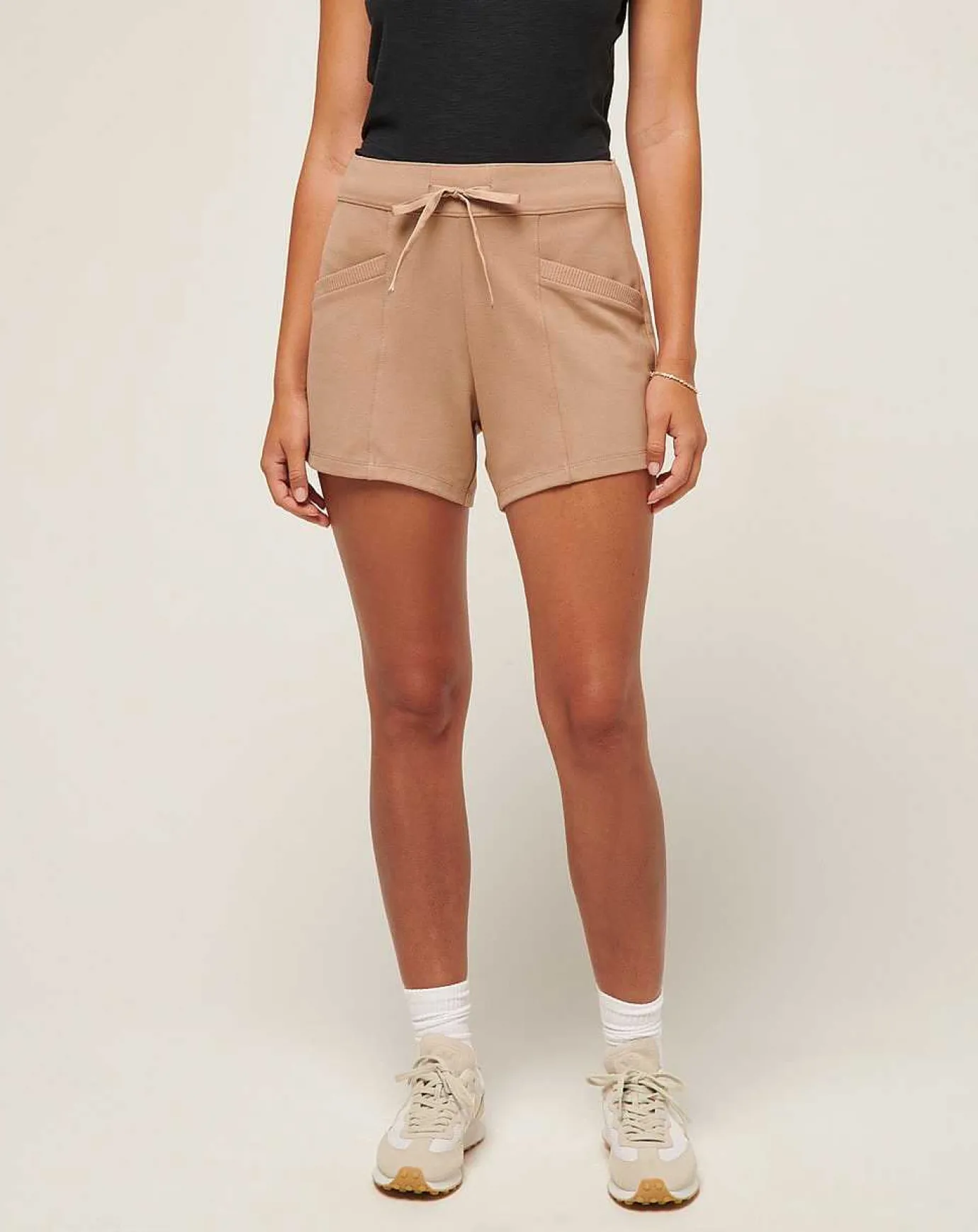 TravisMathew Friday Ponte Pocket Short> Shorts
