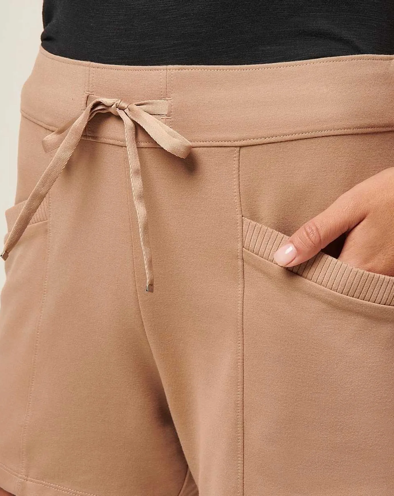 TravisMathew Friday Ponte Pocket Short> Shorts