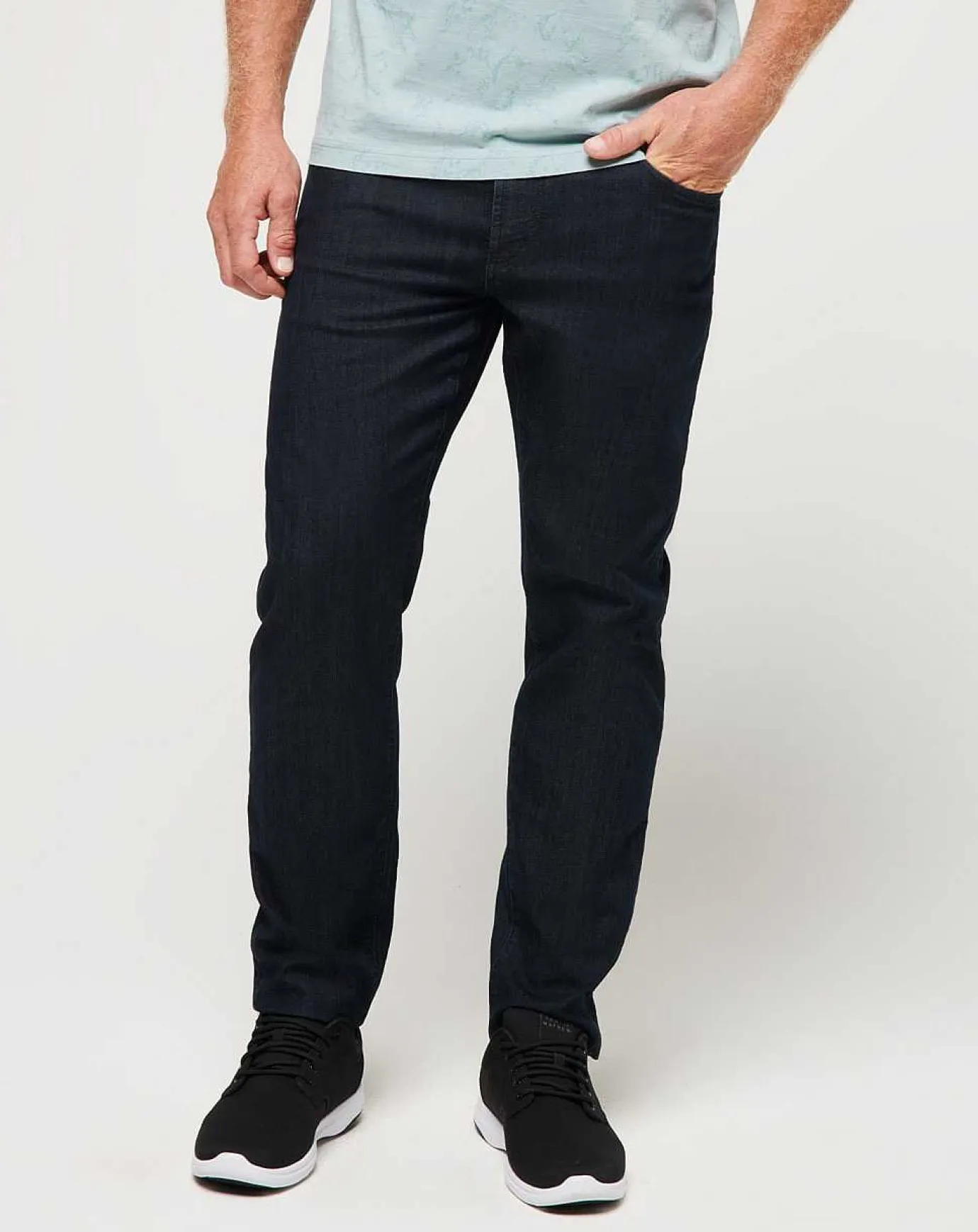 TravisMathew Legacy Featherweight Jeans> Pants
