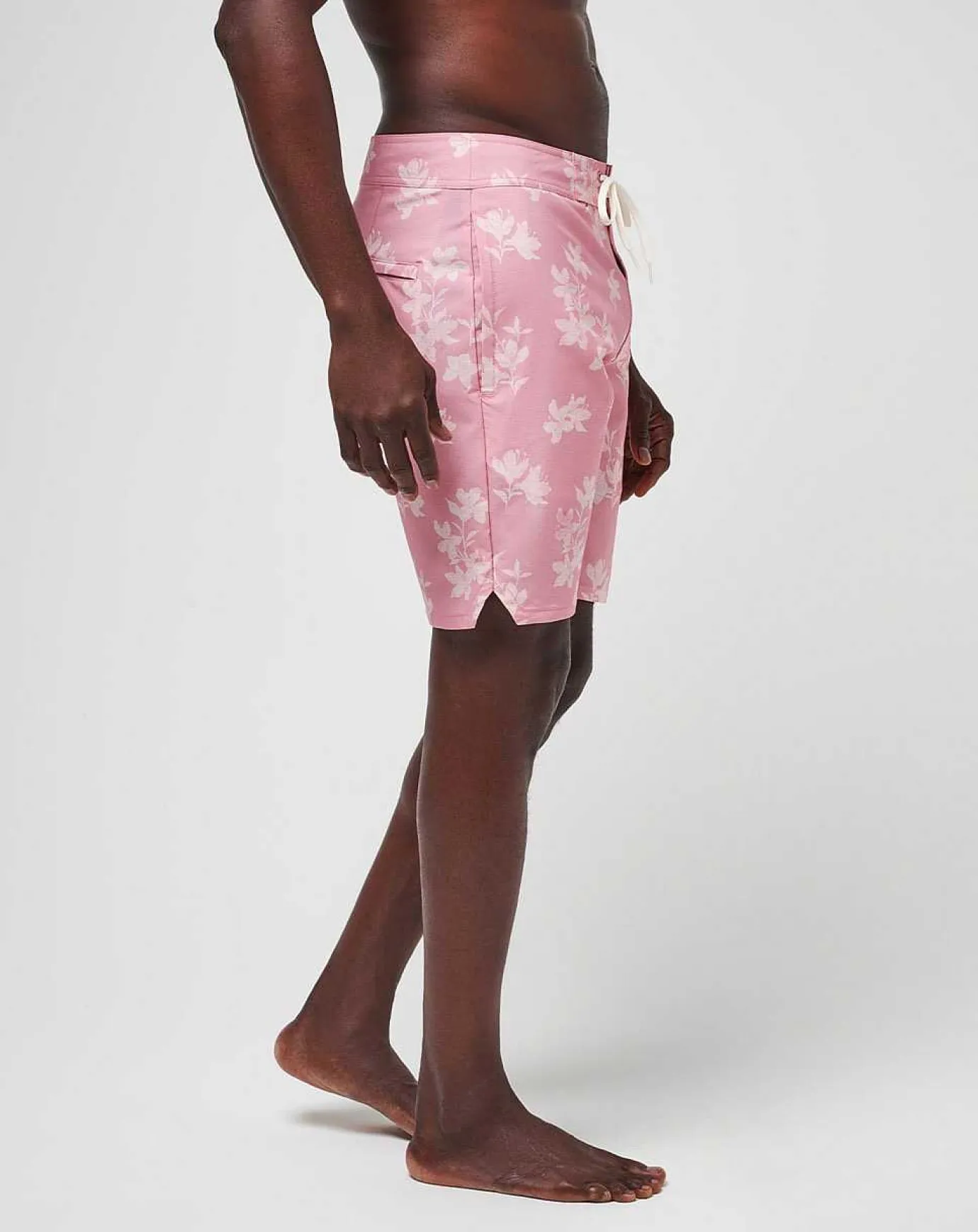 TravisMathew Macadamia Nut Boardshort> Shorts