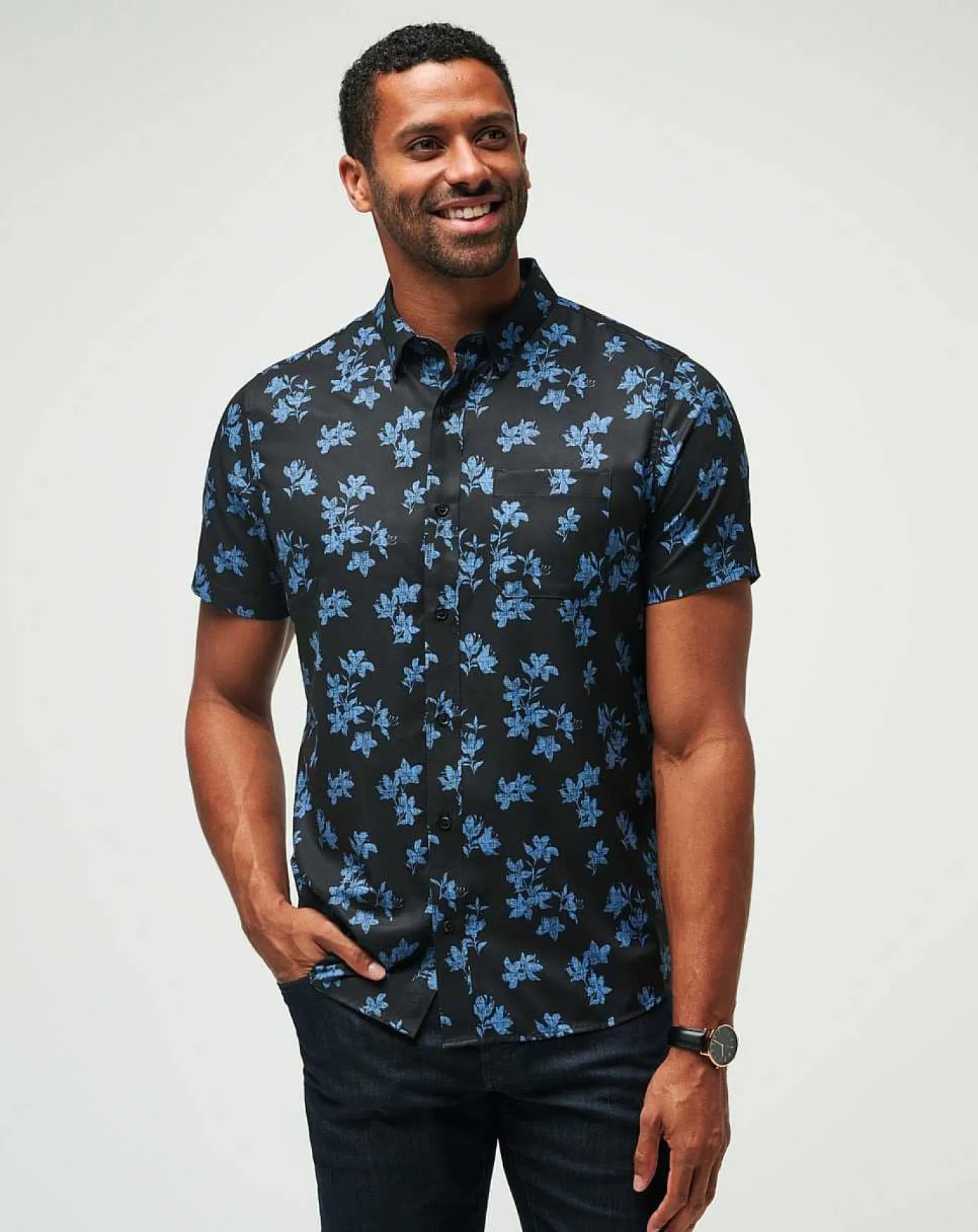 TravisMathew Mist On The Lake Button-Up> Button-Ups