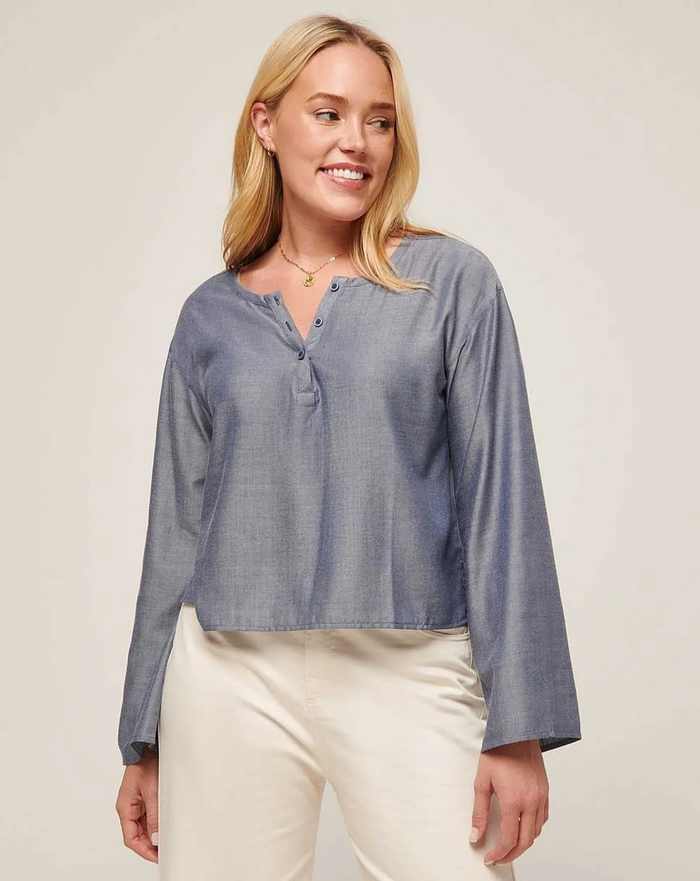TravisMathew More Bubbles Please Twill Top> Shirts & Tops