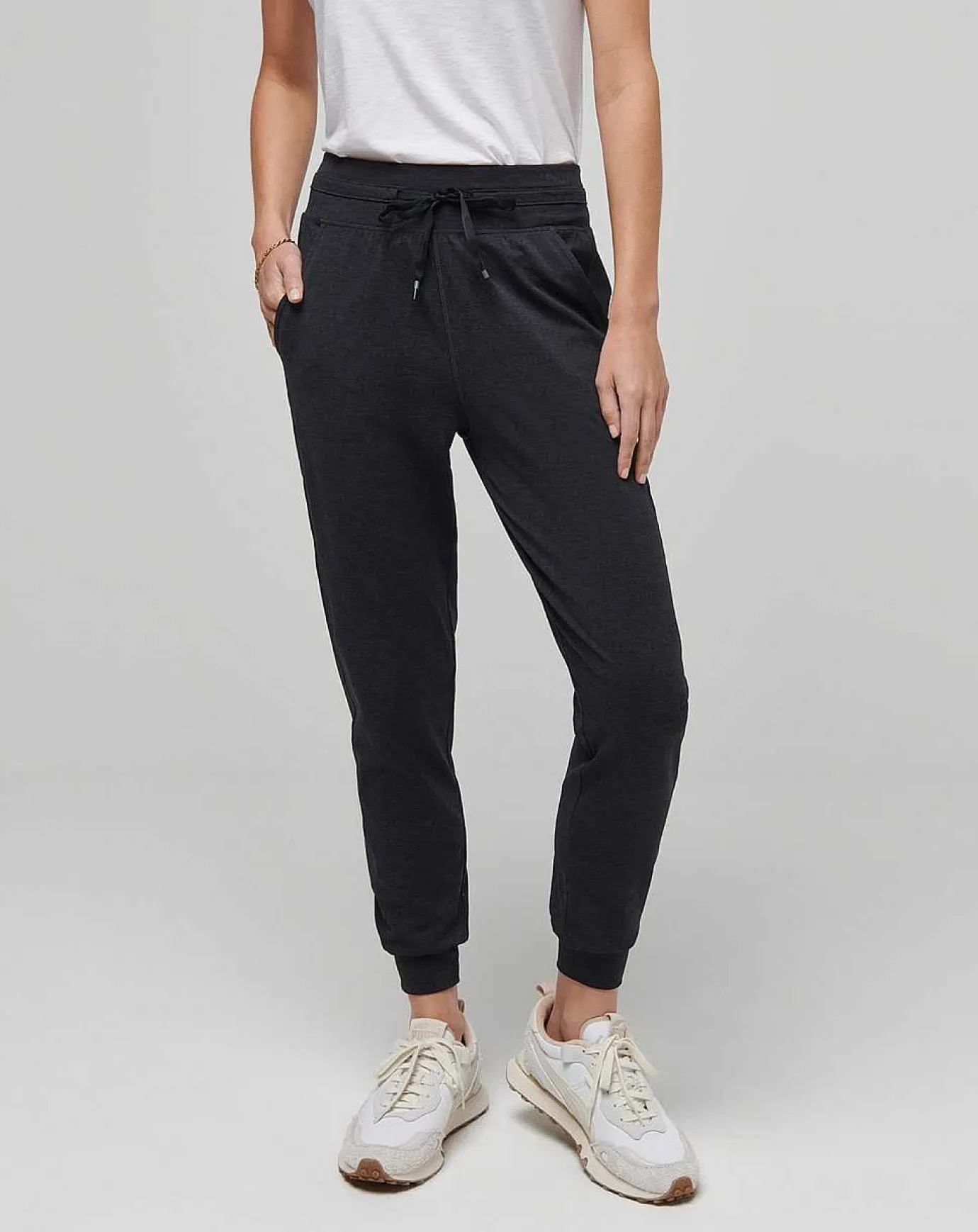 TravisMathew Moveknit Tie Jogger> Pants
