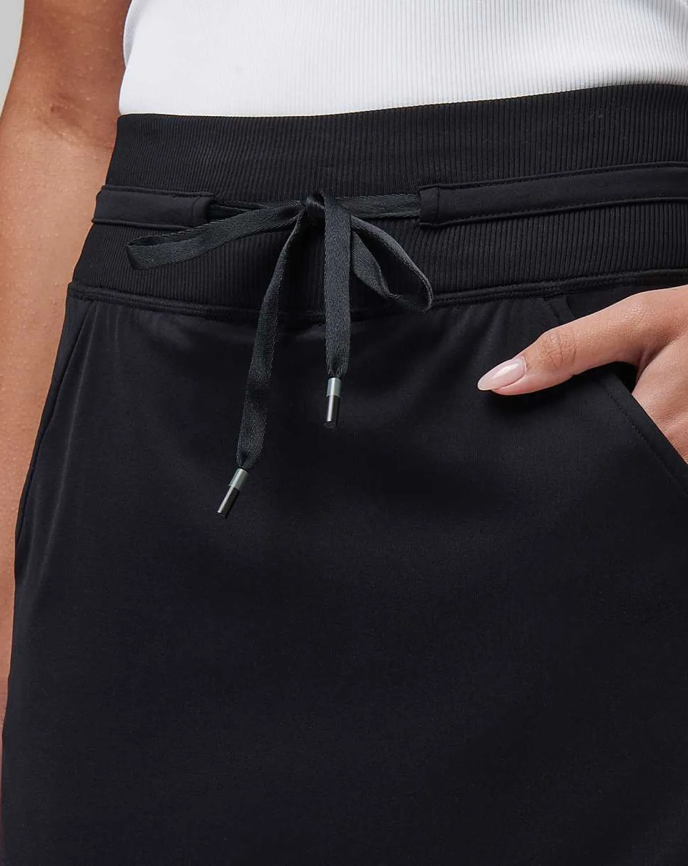 TravisMathew Moveknit Tie Skort> Skorts