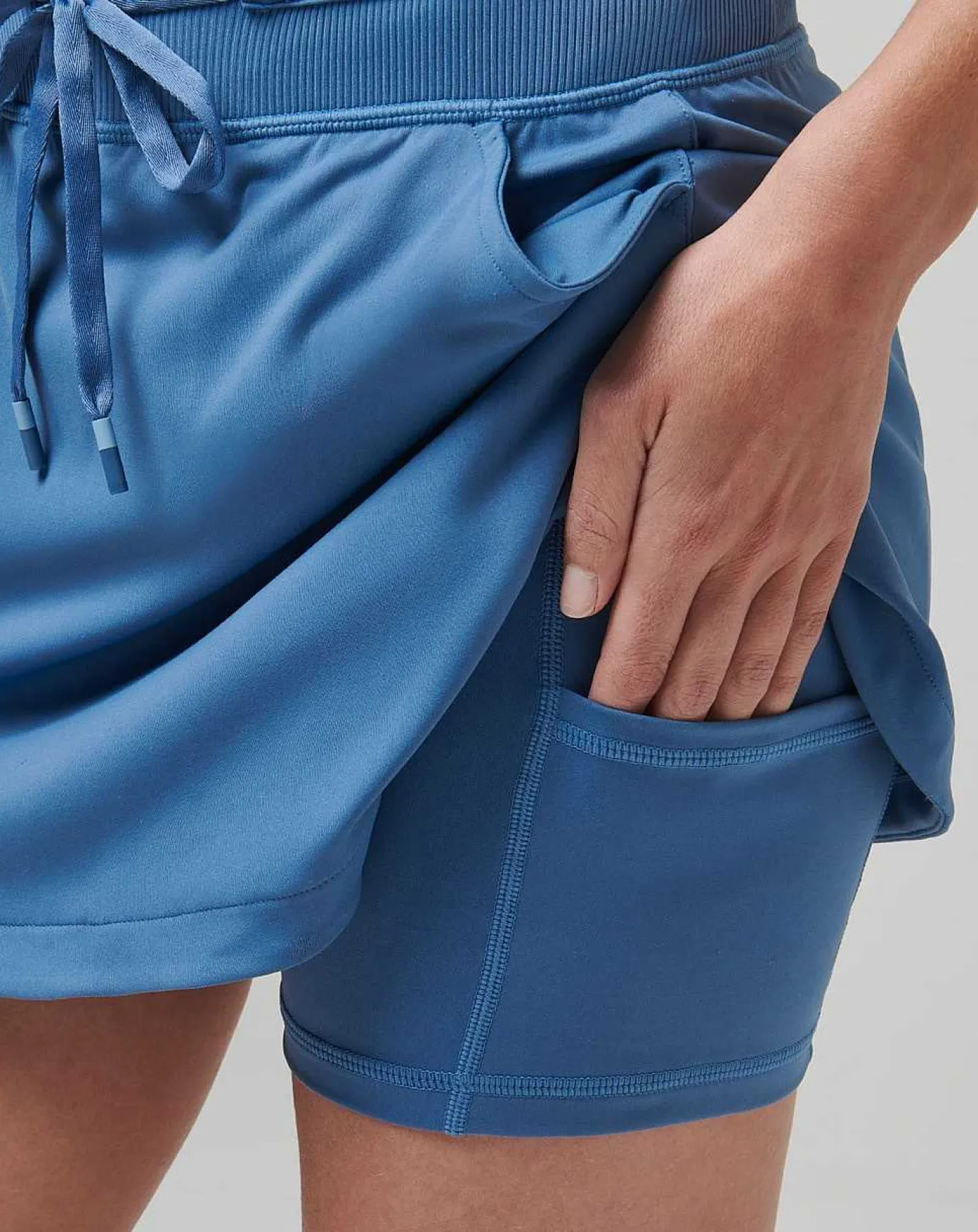 TravisMathew Moveknit Tie Skort> Skorts