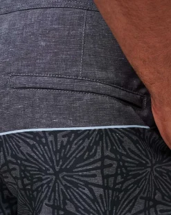 TravisMathew Olo Boards Boardhort><noscript><img width=