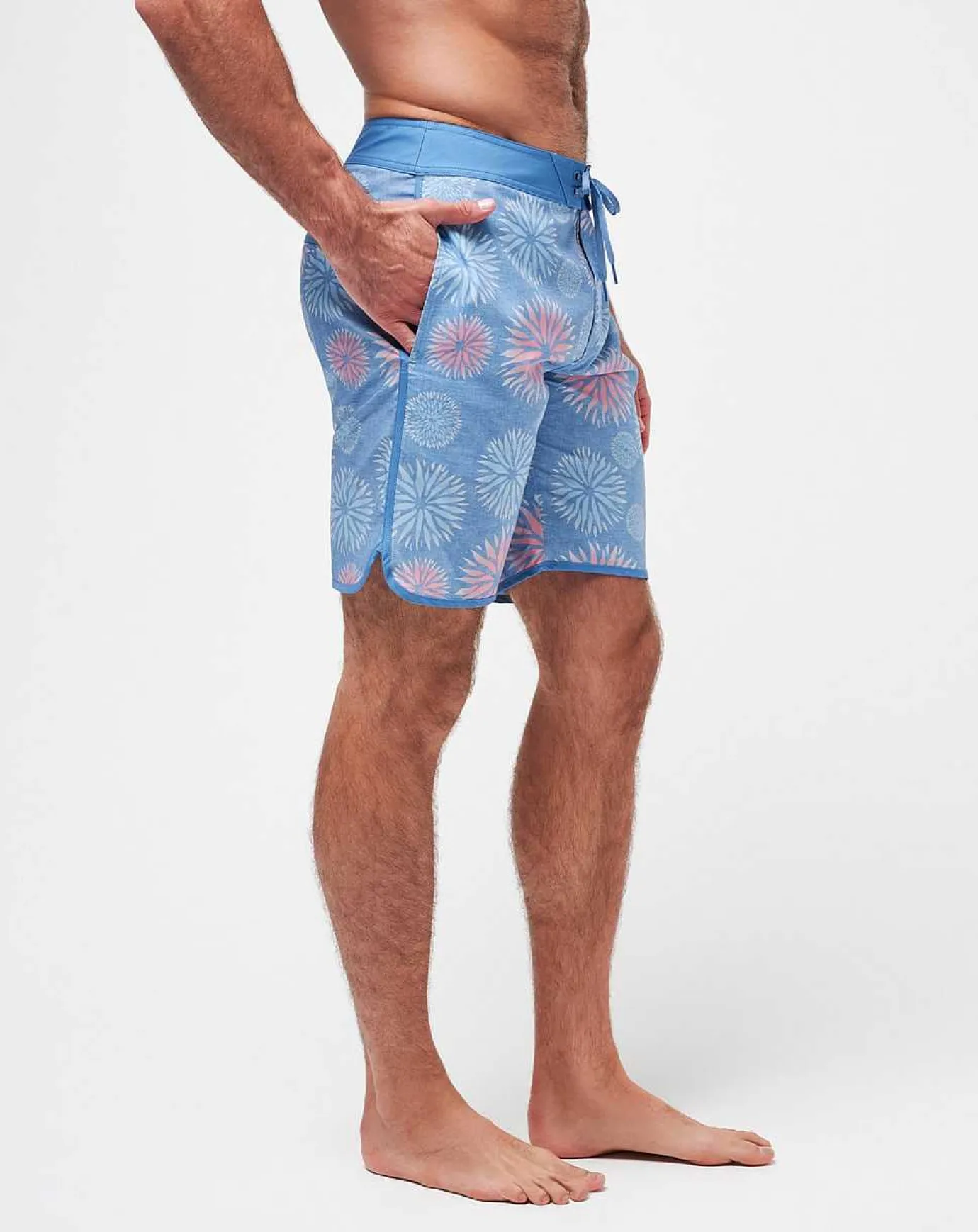 TravisMathew Sand Smuggler Boardshort> Shorts