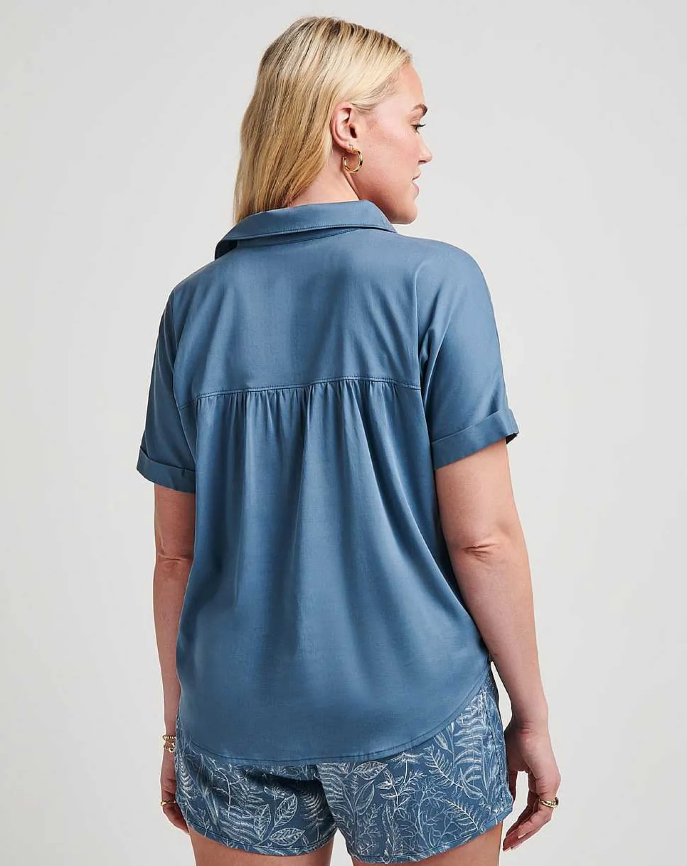 TravisMathew Seaside Bliss Tie Front Top> Shirts & Tops