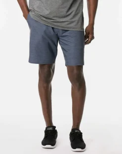 TravisMathew Zipline Active Short 7.5In><noscript><img width=